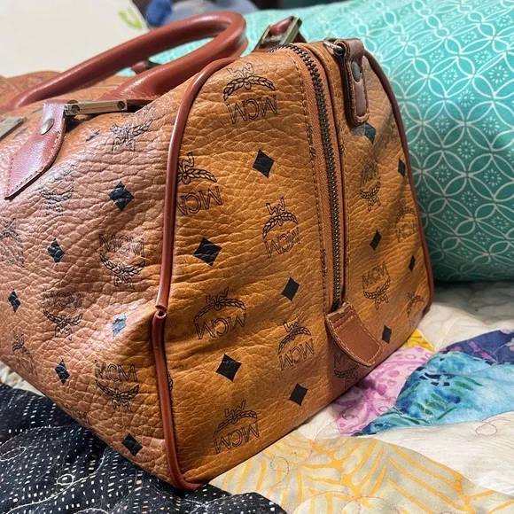 MCM Boston shape duffel - Picture 10 of 15